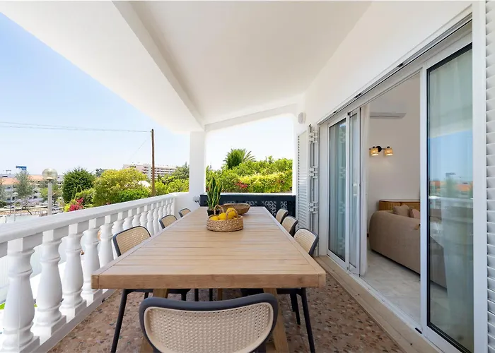 Villa Alma Invicta *